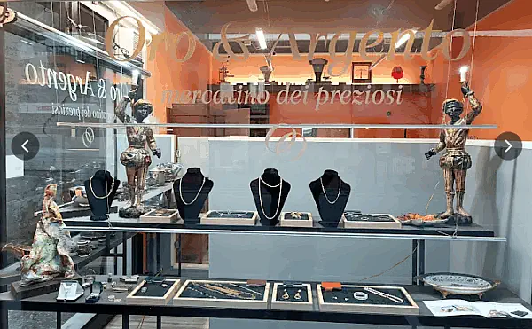 Compro Oro Argento Treviso Via Sant Antonino 84 Comprooro Compro Argento Oro Argenteria Oreficeria Lingotti Monete Orologi Lingotti Diamanti Anelli Pietre Preziosi Protesi dentali Denti Platino Palladio Treviso vicino centro